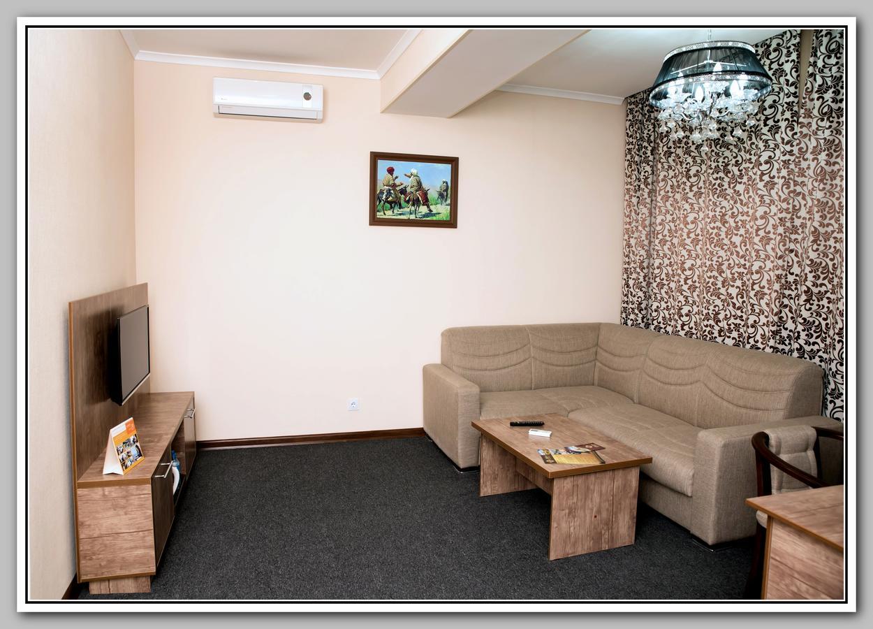 Hotel Bek Samarkand Exterior foto